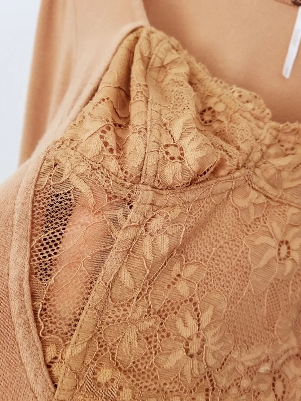 Free People Lace Coset Inset Sweetheart Long Sleeves Top M Camel Stretch Knit